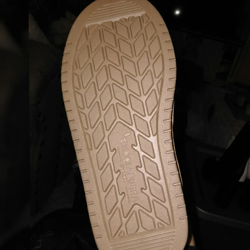 ⭐🆕 Kookaburra by UGG bow boots